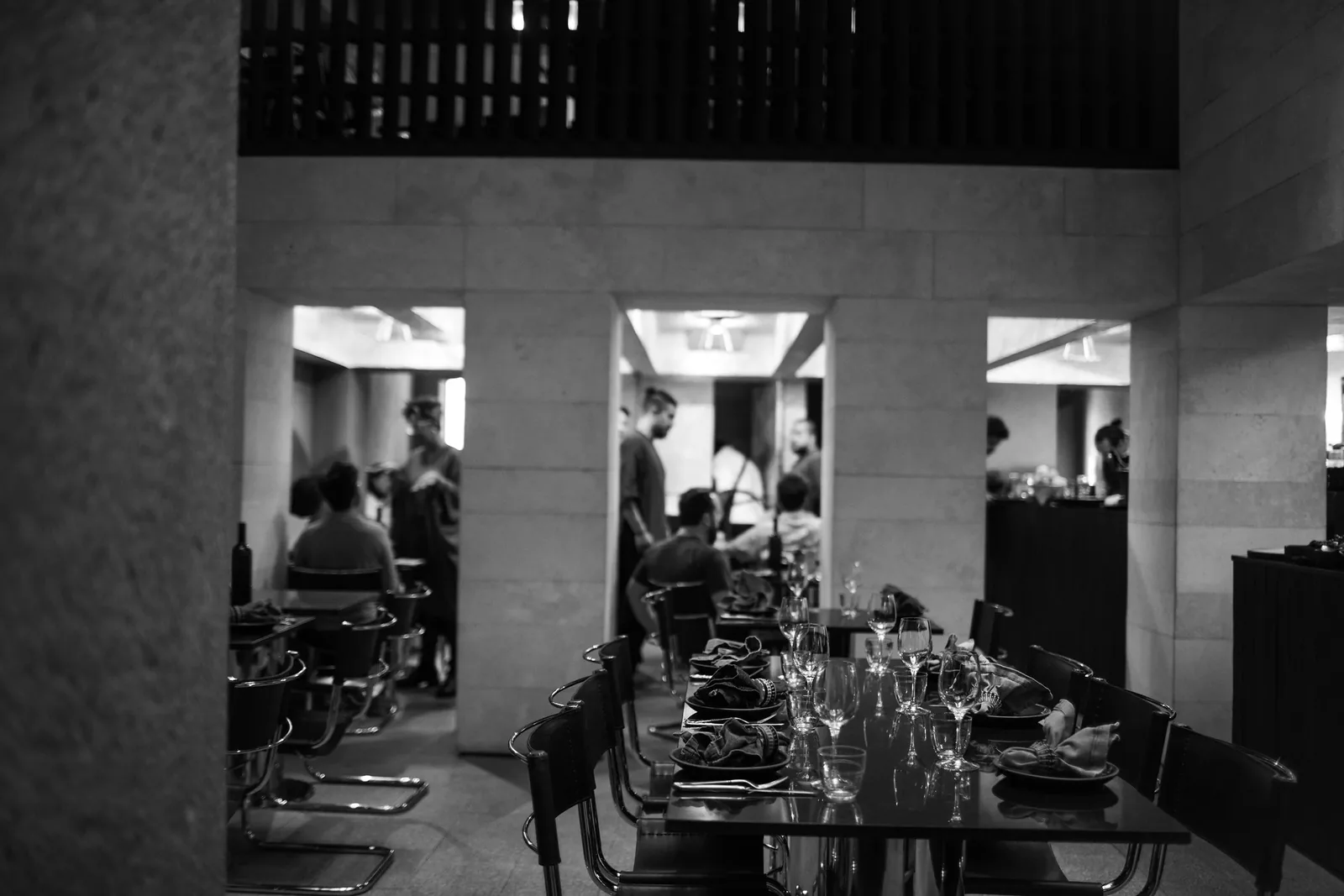 Masala y Maiz - dining room long table