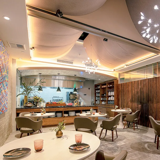 Melisse - dining room kitchen pass