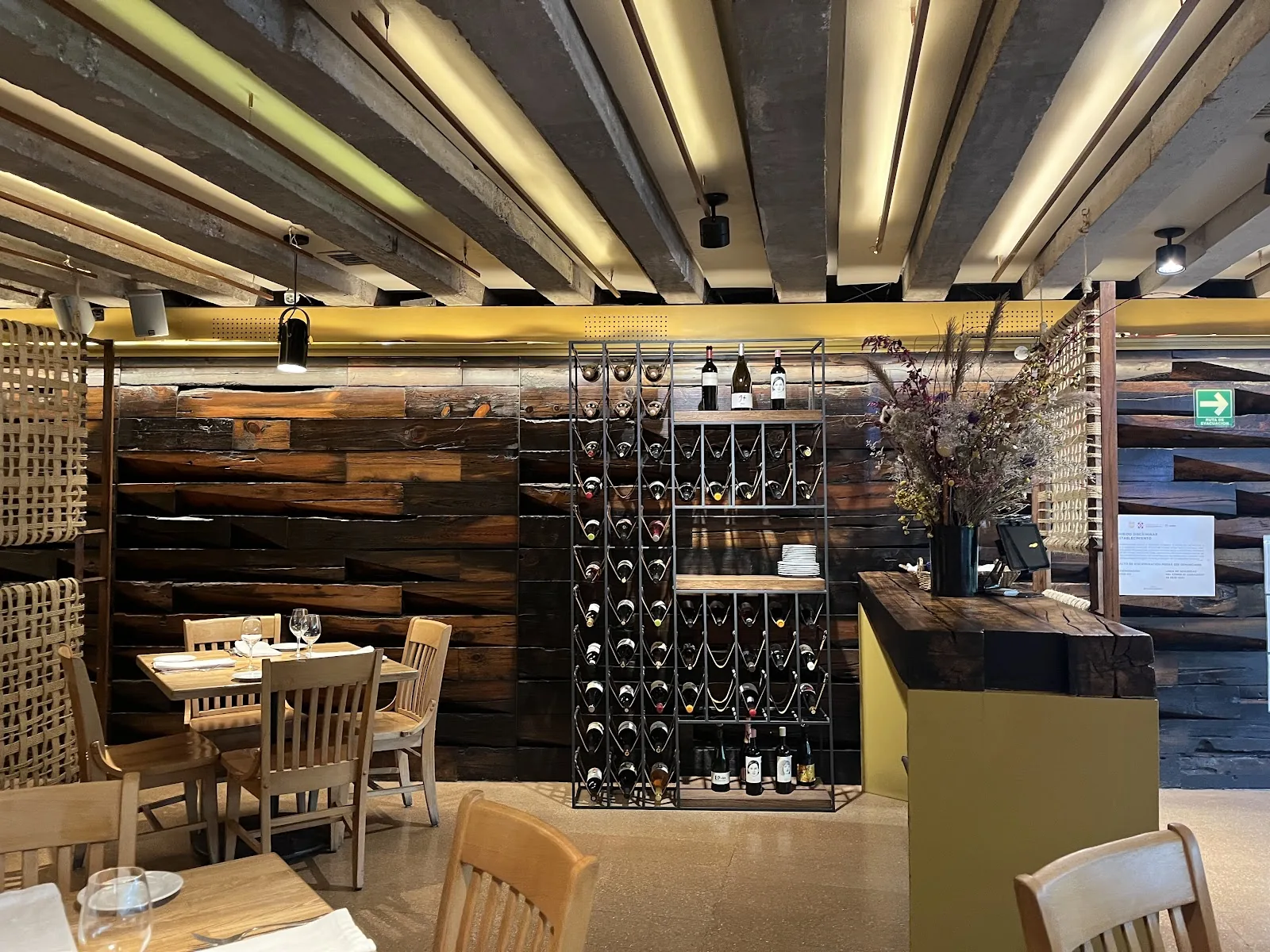 MeroToro - dining room with wine cellar