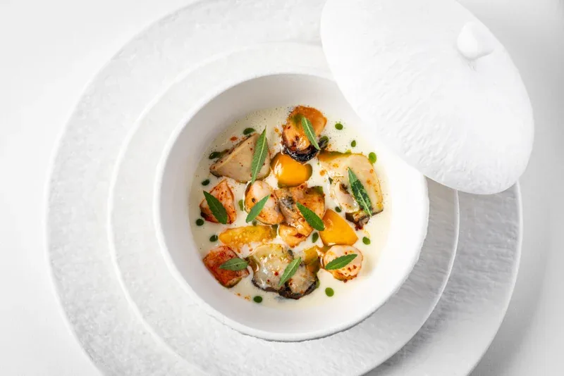 Mia - michelin plated dish