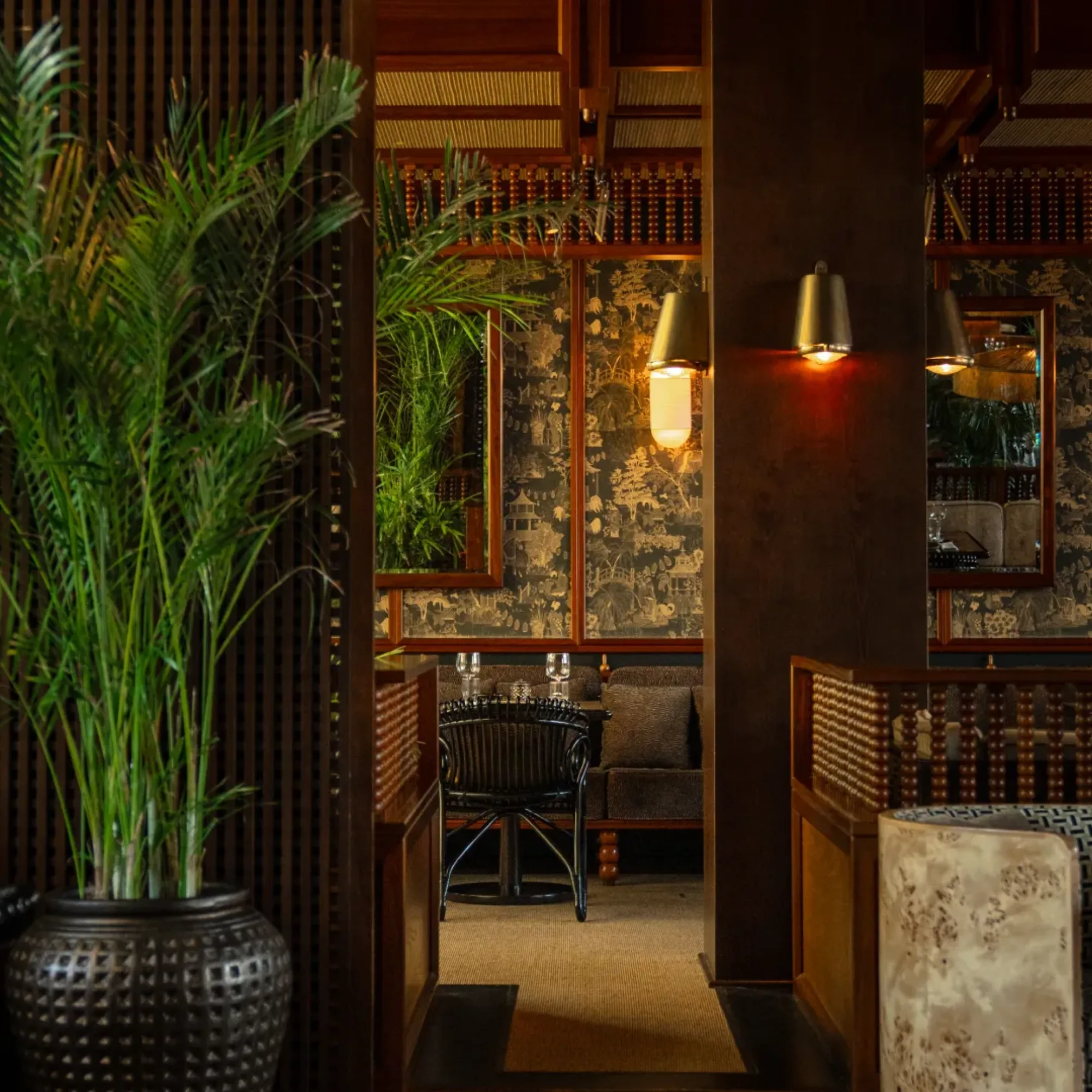 Mimi Kakushi - plant lounge interior