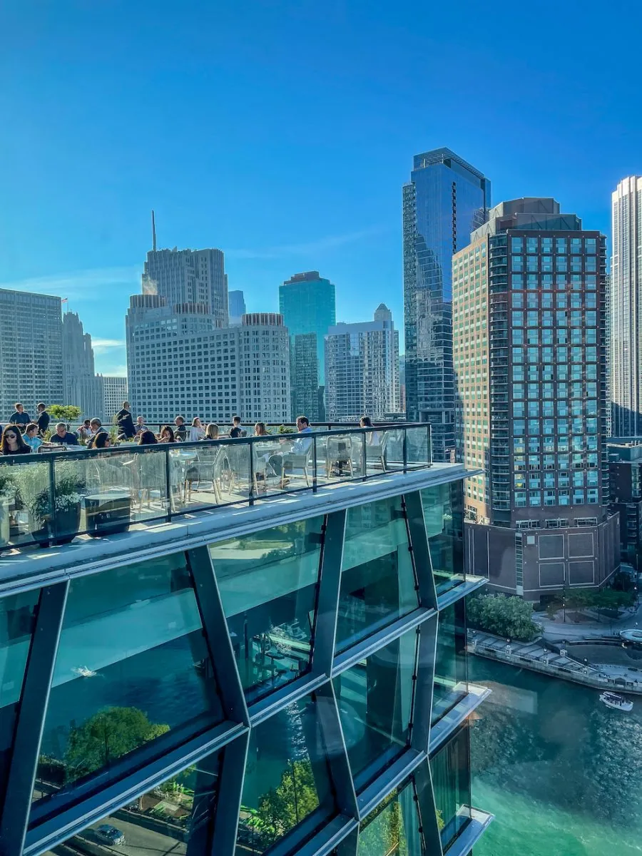Miru - rooftop bar in Chicago