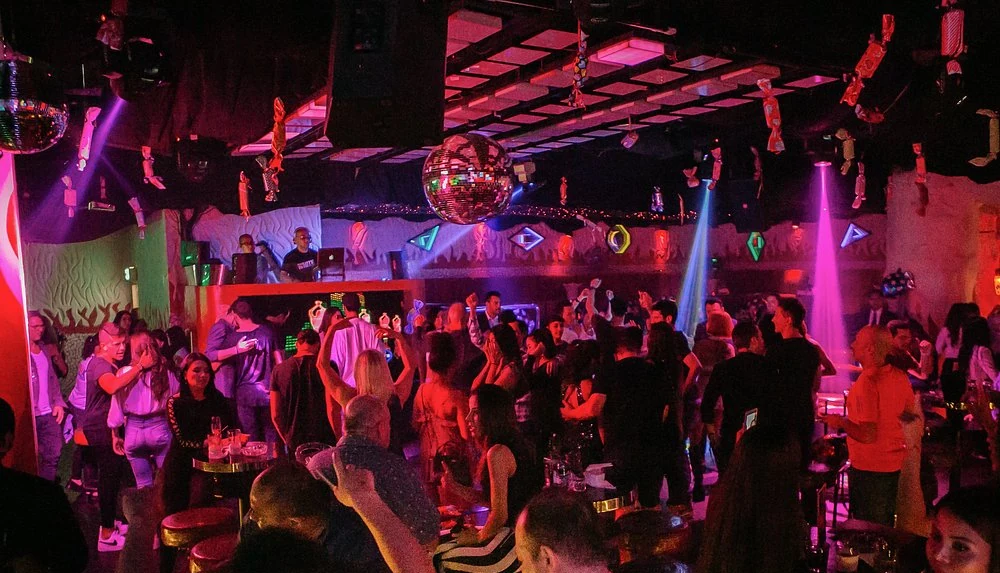 Mixx Discotheque - the floor under the disco ball