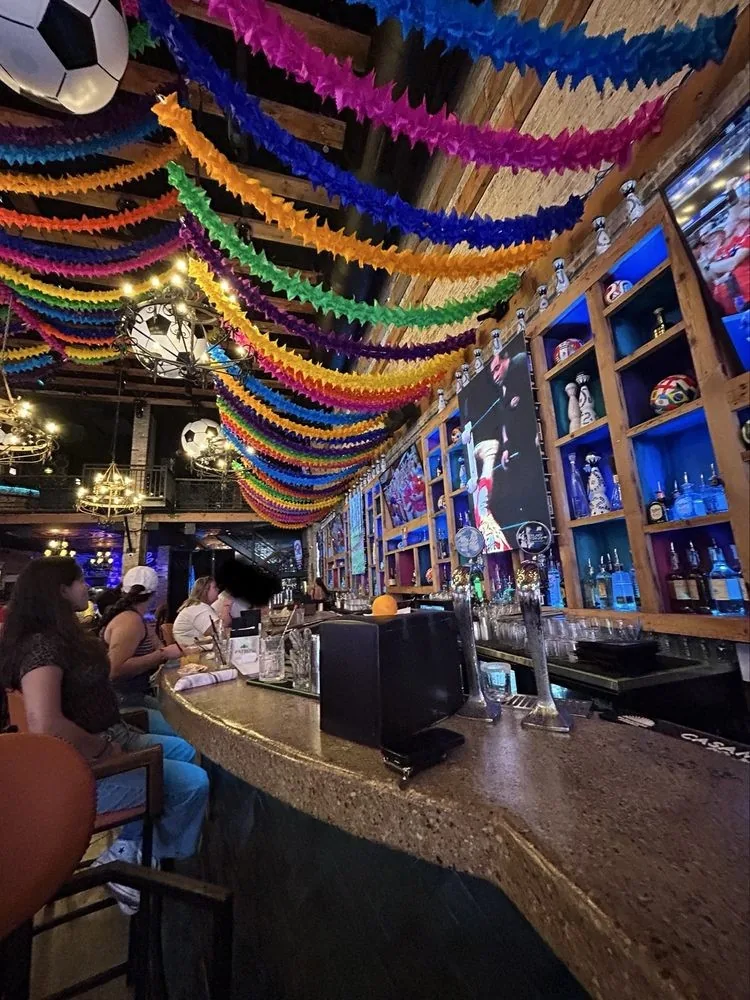 Moe's Cantina River North, restaurants in Chicago 3