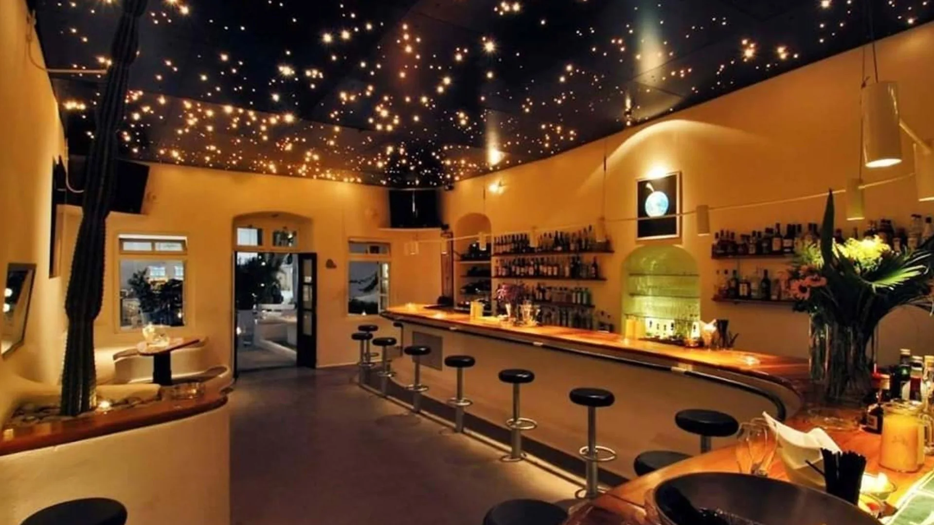 Moni - nightclub in Mykonos
