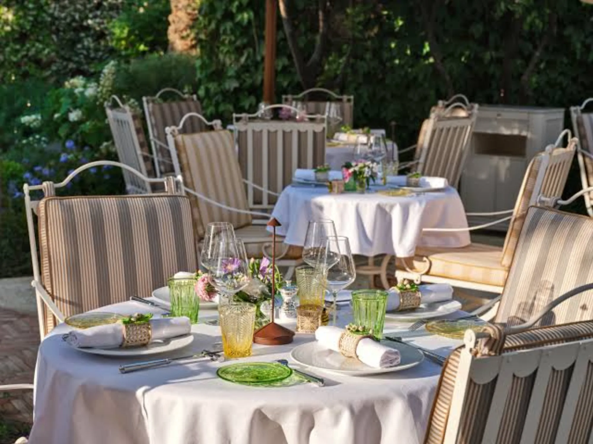 Monsieur Dior - table setting green glass