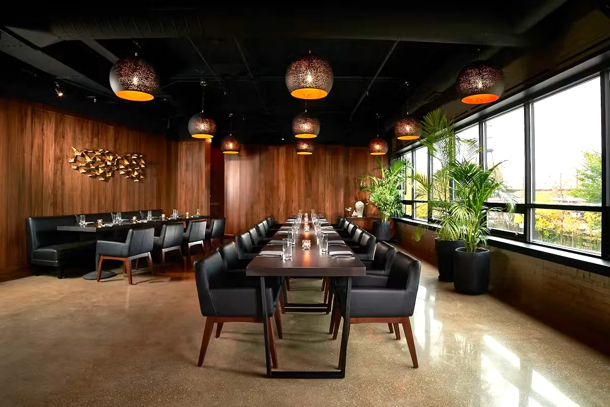 Moody Tongue - kings table private dining