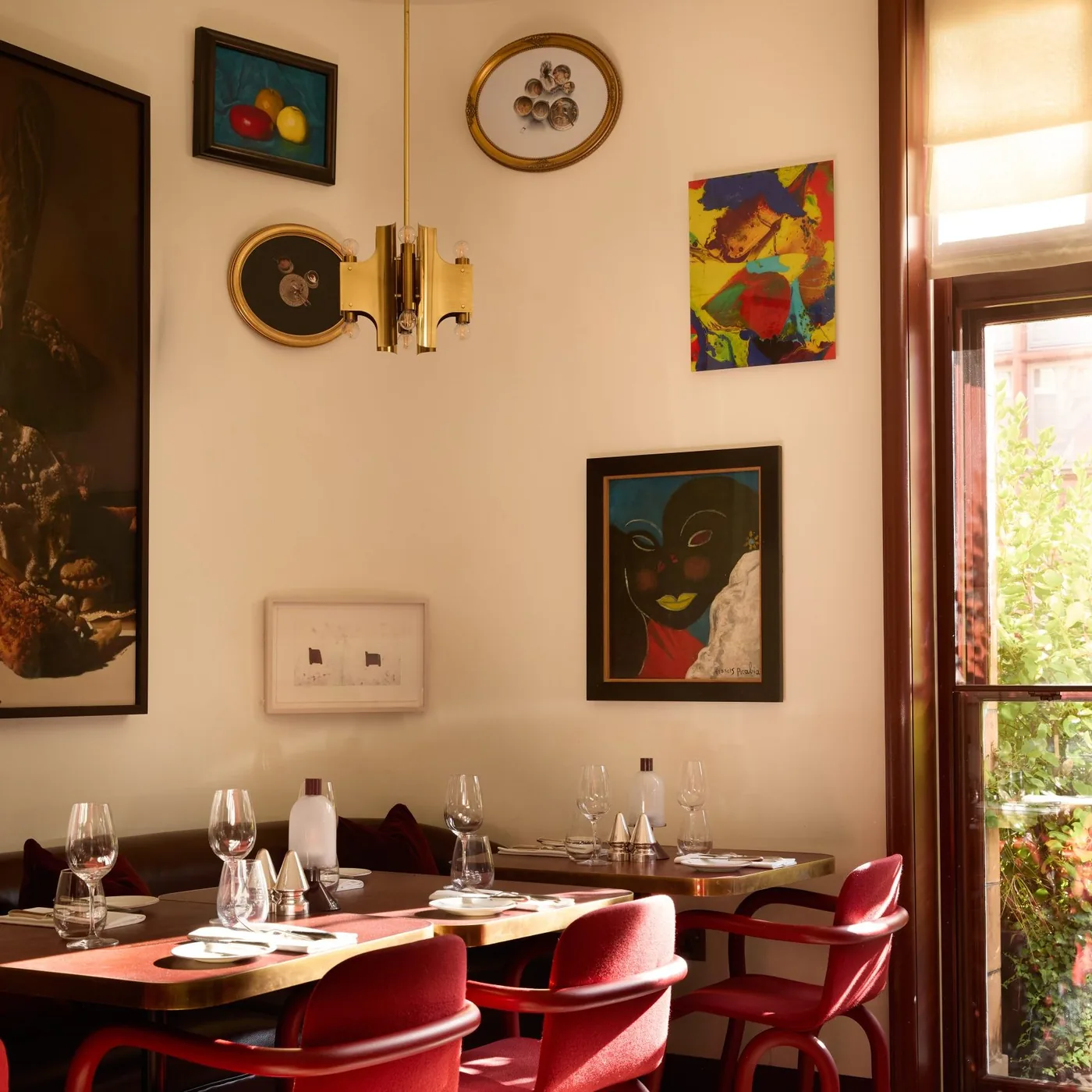 Mount St. Restaurant - dining room art wall