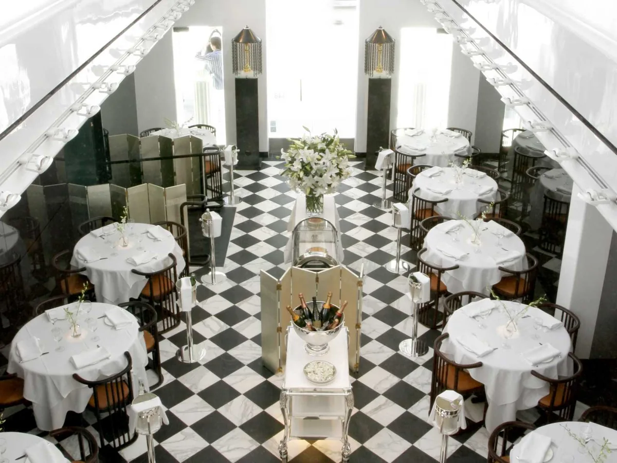 Mr. Chow Beverly Hills - mr chow dining room second angle