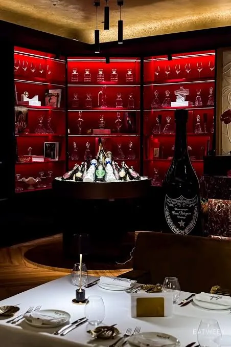 Nahate - dining room 2