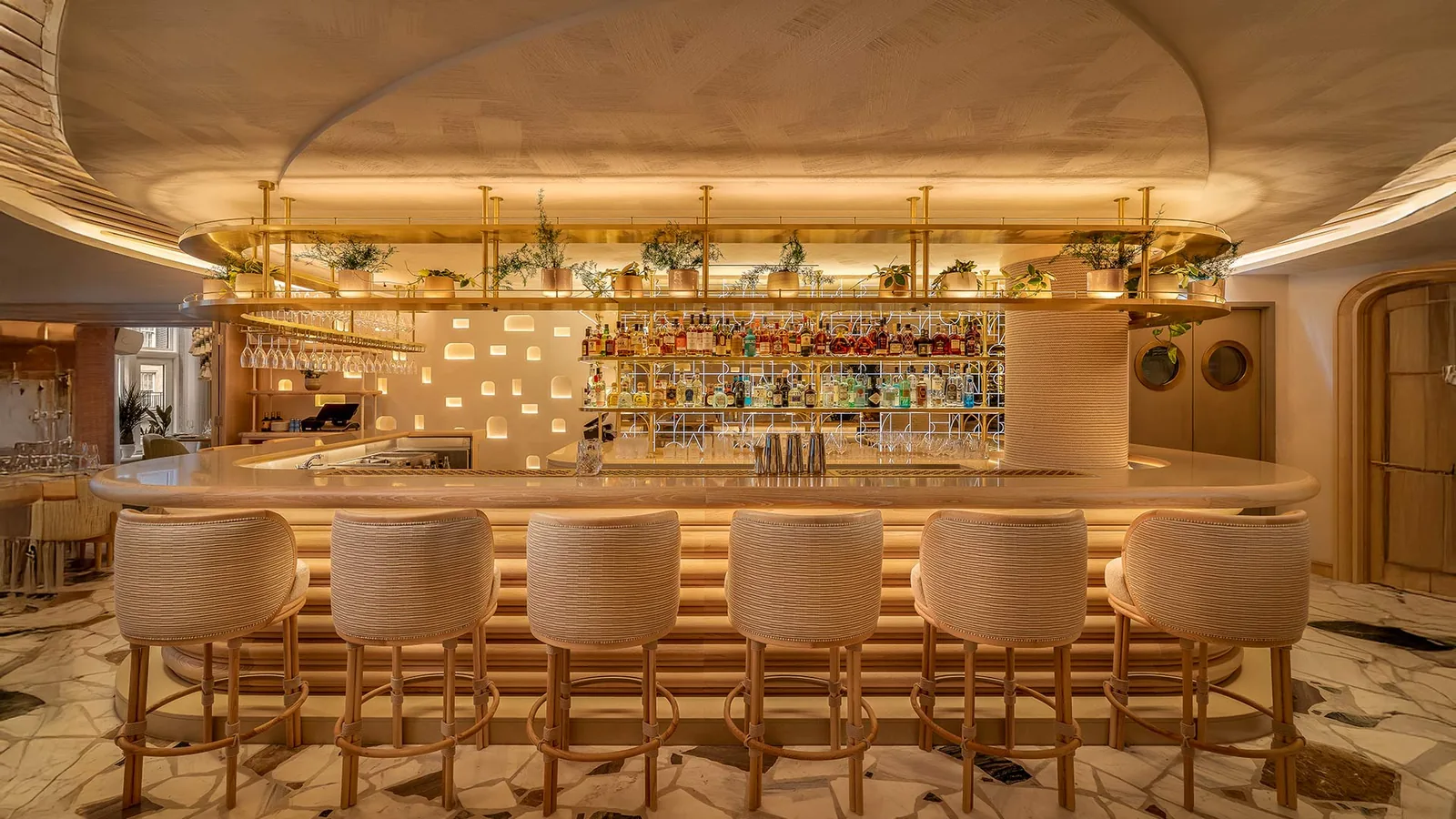 Nammos London, restaurants in London 4