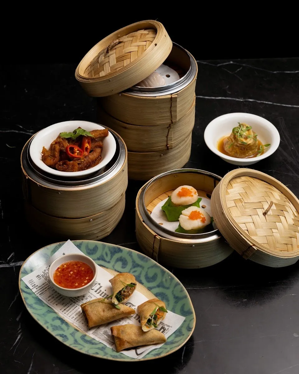 Nan Bei - dim sum and spring rolls styled plating