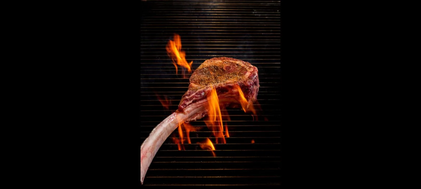 New York Steakhouse - tomahawk steak flame
