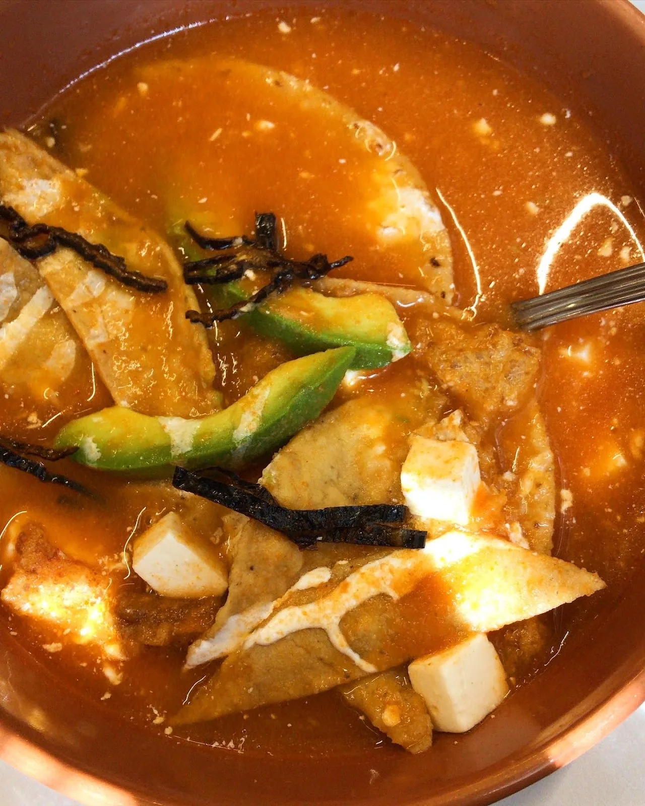 Nicos - tortilla soup