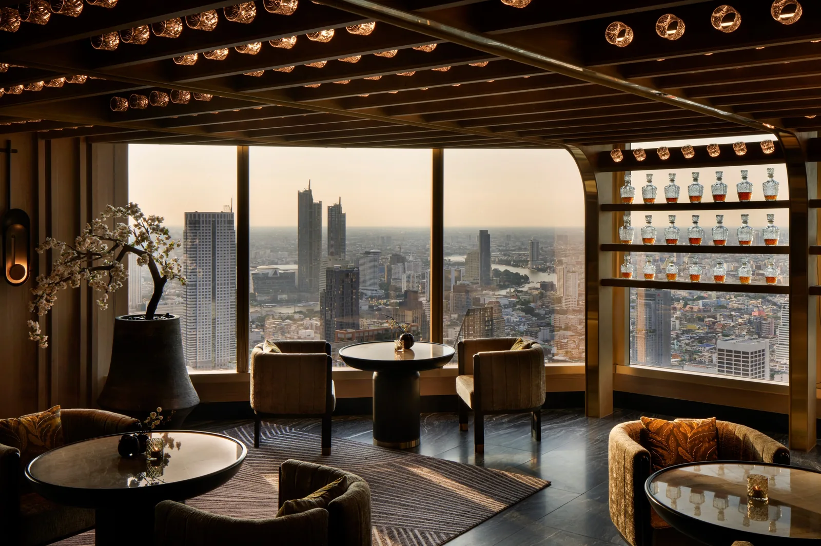 Nobu Bangkok - lounge floor to ceiling skyline