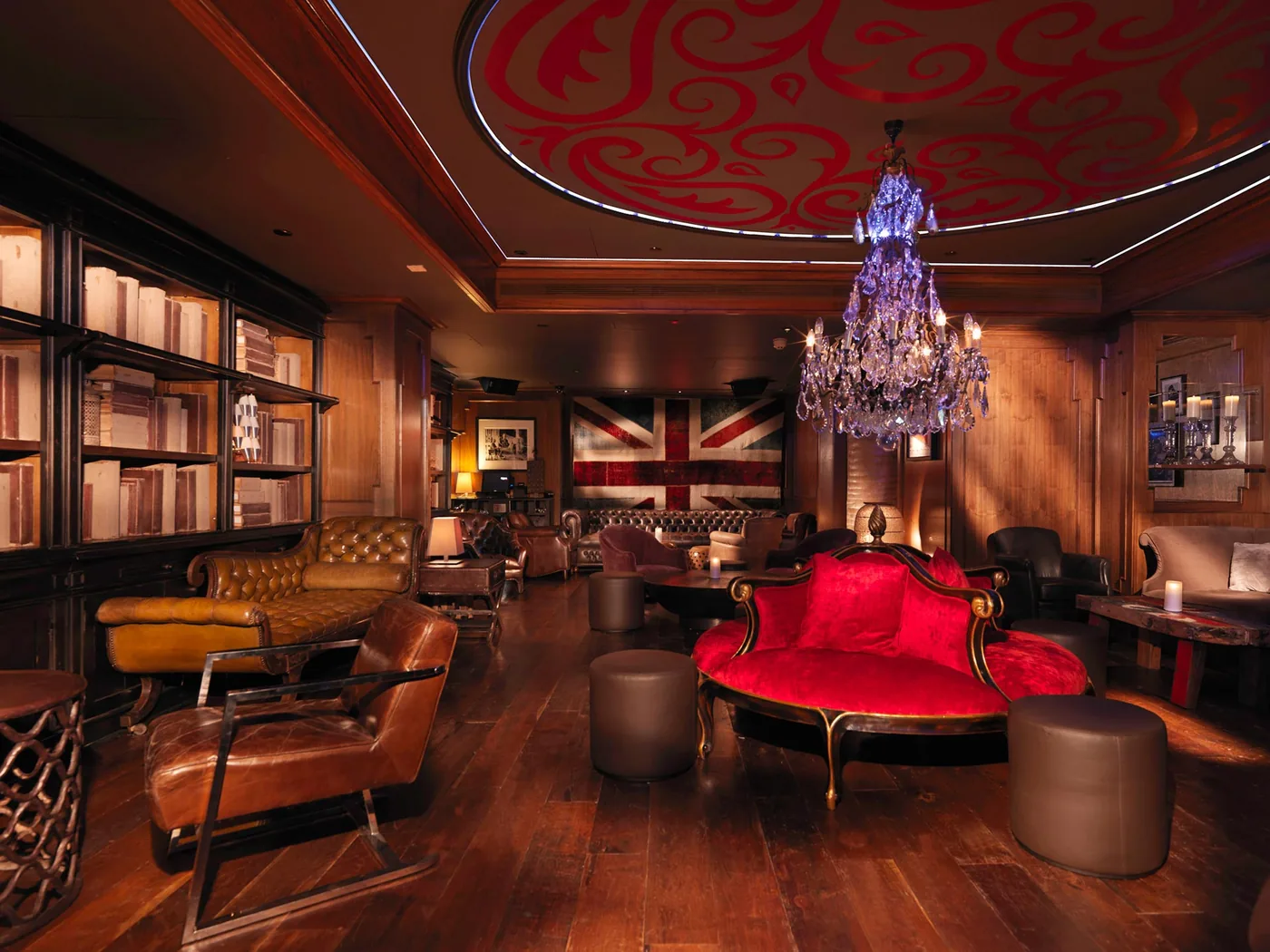 Novikov - interior 4