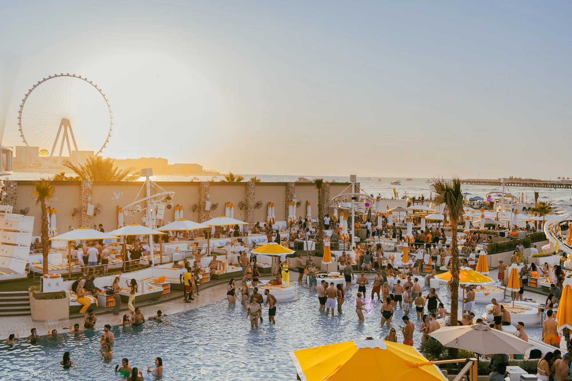 O Beach - dayclub in Dubai