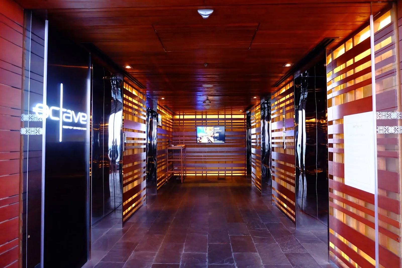 Octave Rooftop Lounge - entrance corridor