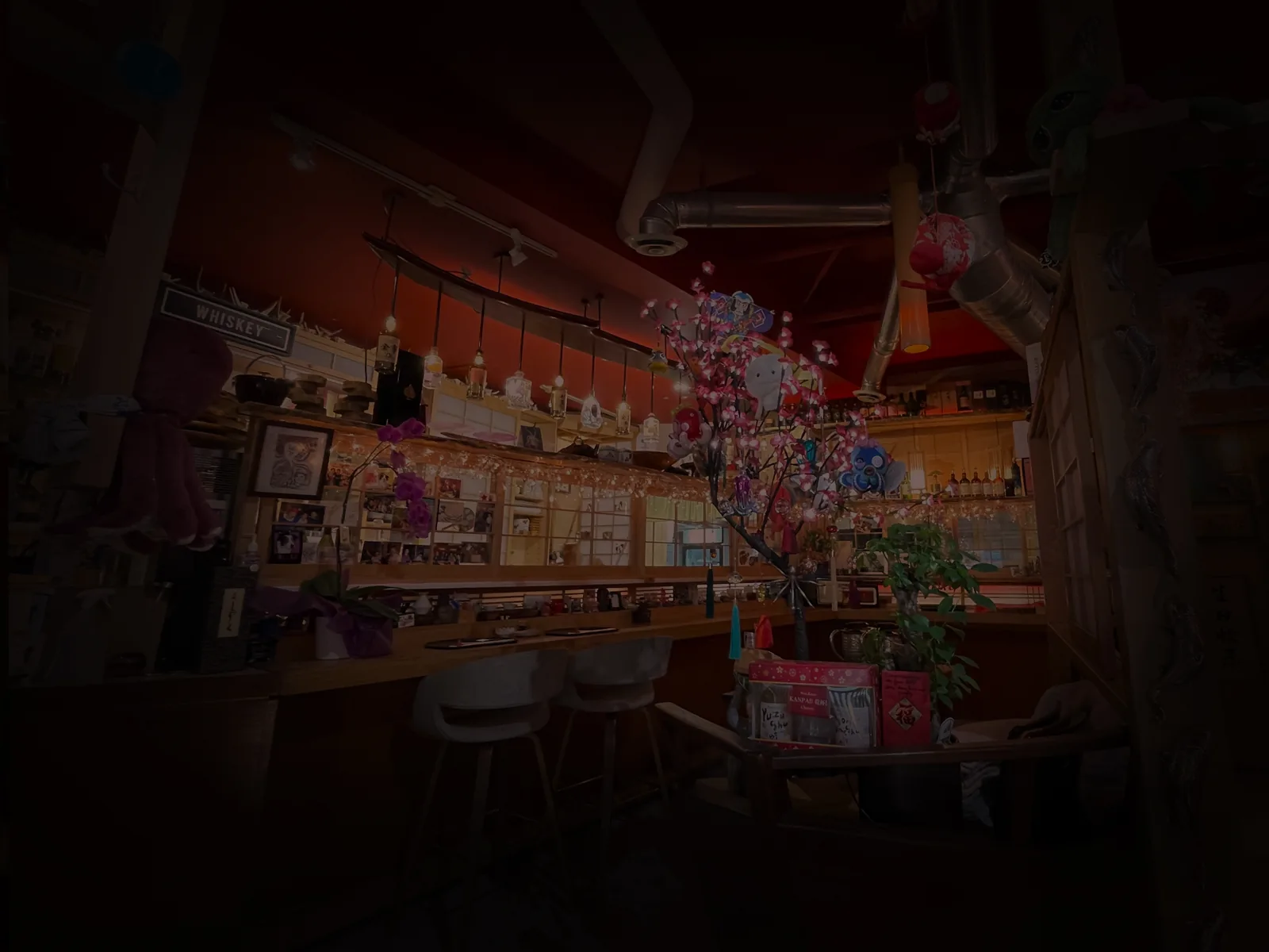 Octopus' Garden - dining room evening