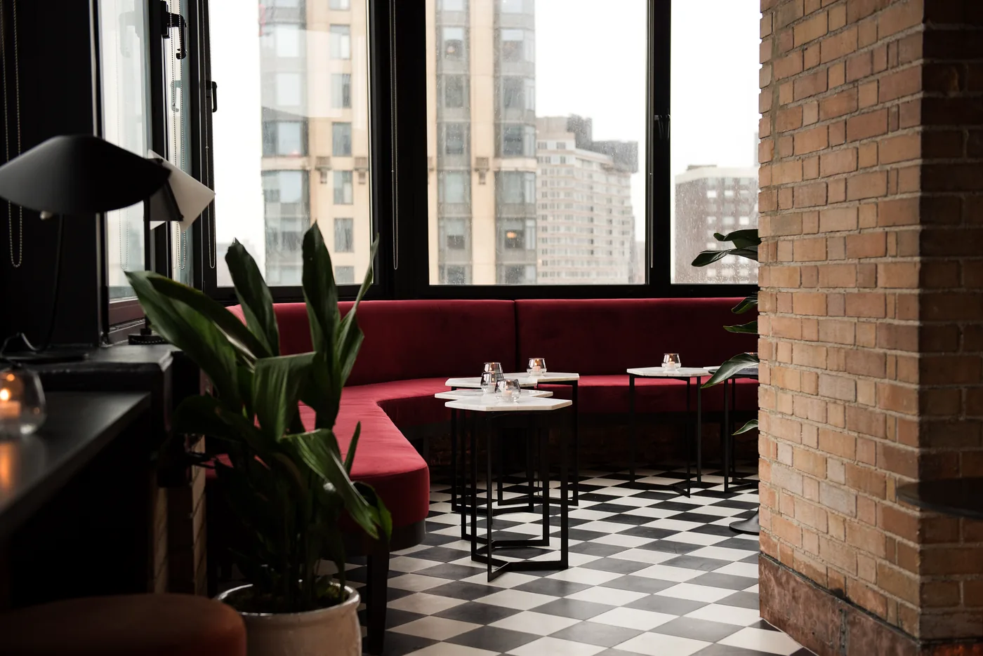 Ophelia - lounge interior