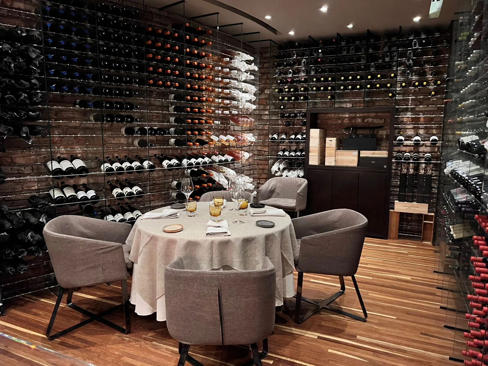 Osteria del Becco - private dining table inside the wine cel
