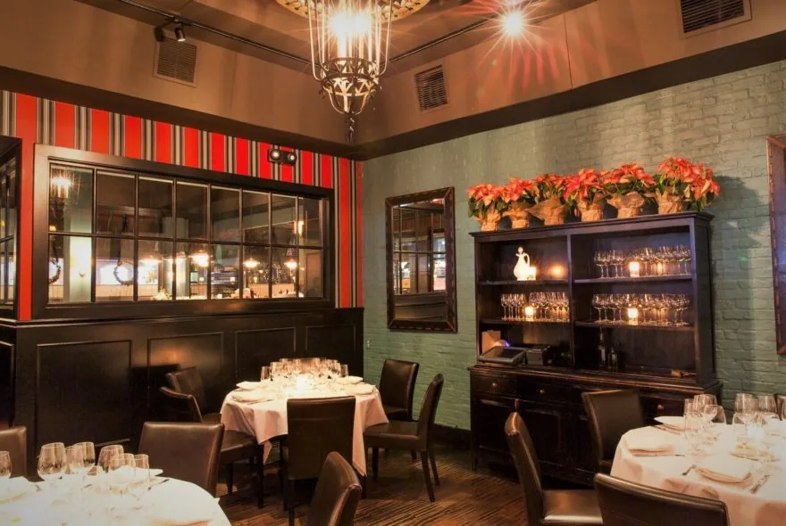Osteria Mozza - indoor patio room