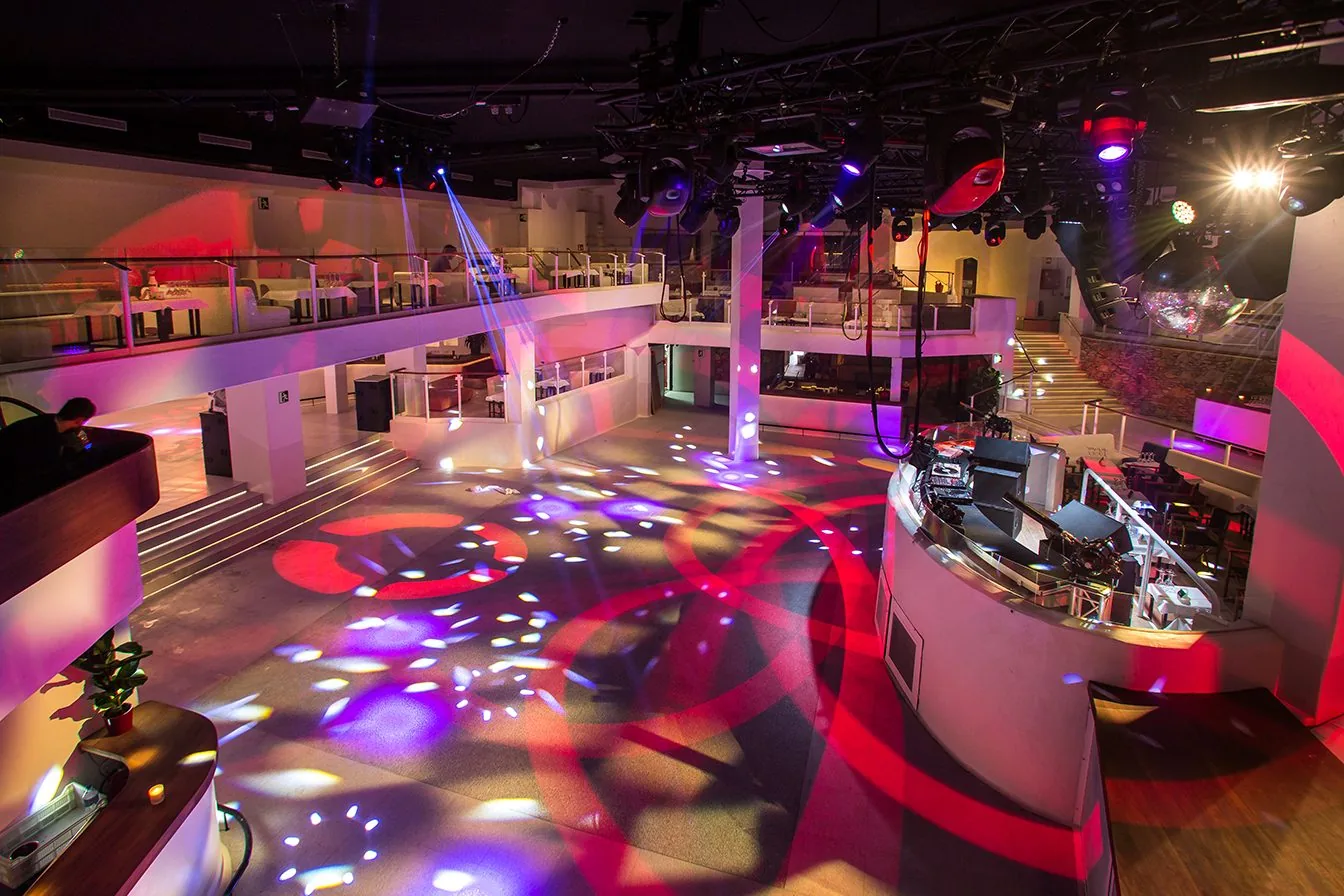 Pacha - disco club 5