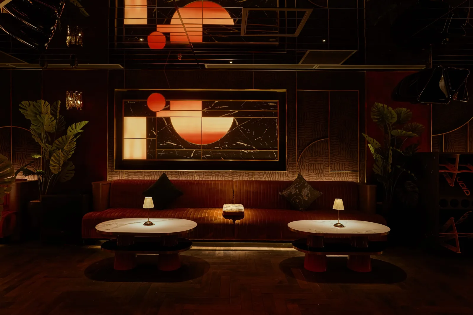 PAPI Saigon - lounge
