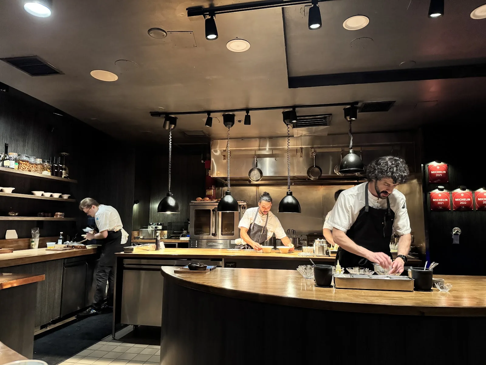 Pasta|Bar - chefs at counter