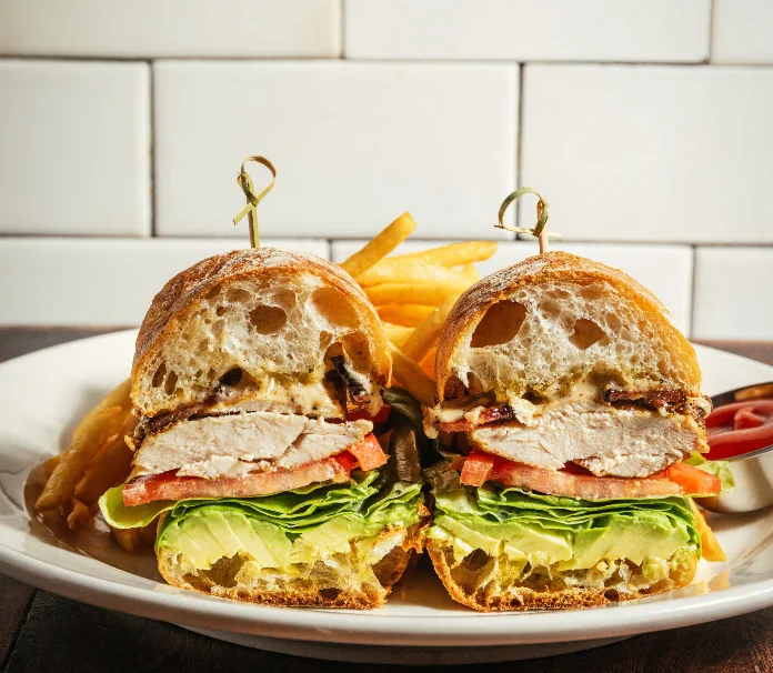 Pastis - dish chicken sandwich