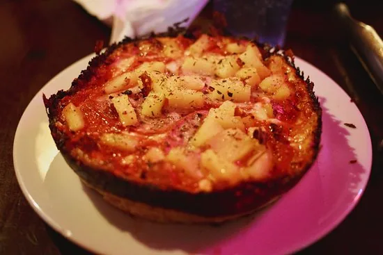 Pequod's Pizza - pizza restaurant 4