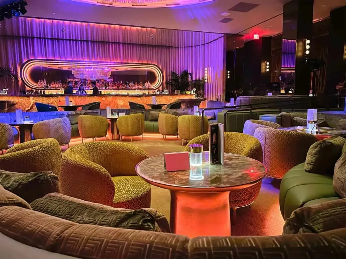 Pinky Ring at Bellagio - night club