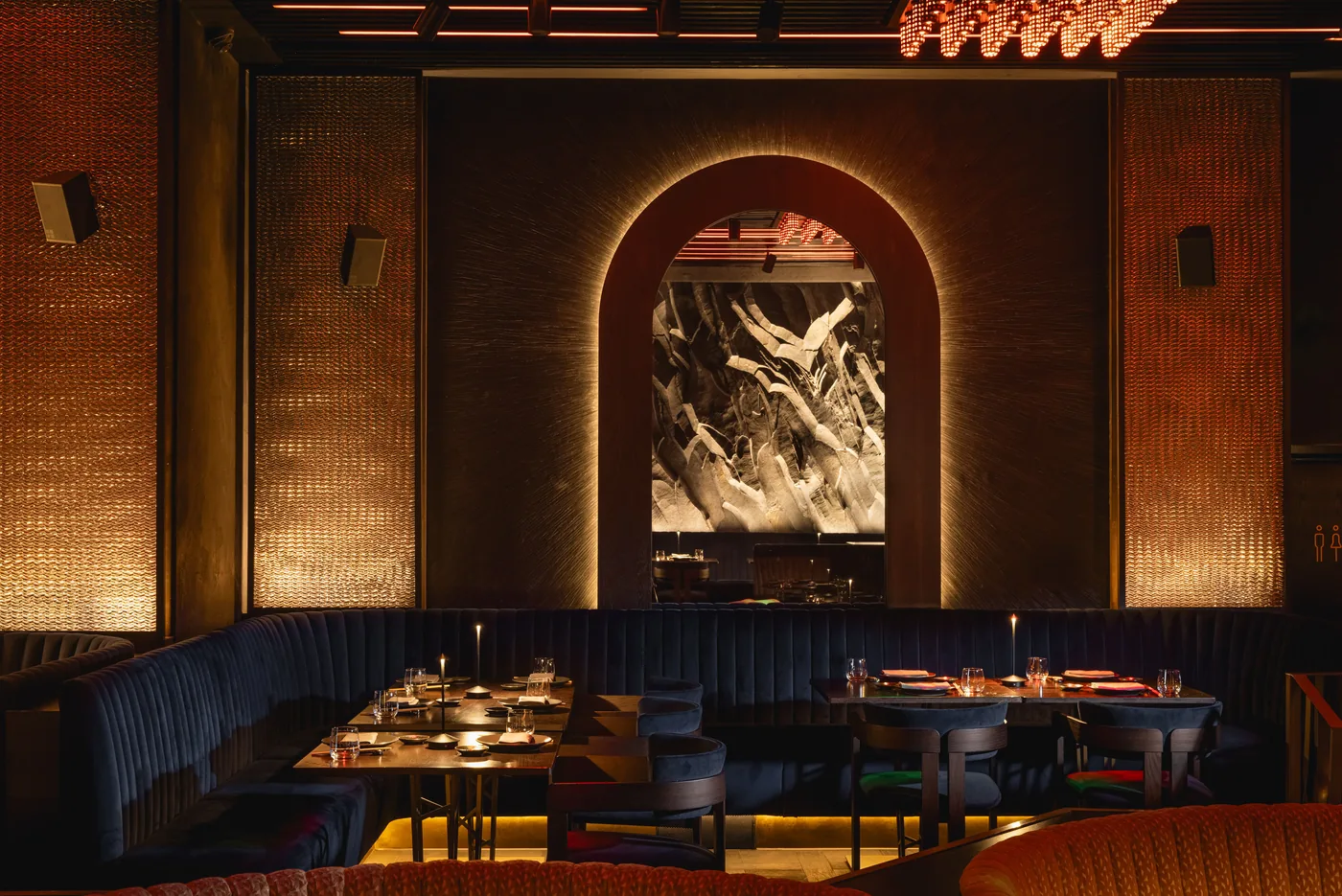 Piraña London - arched dining alcove