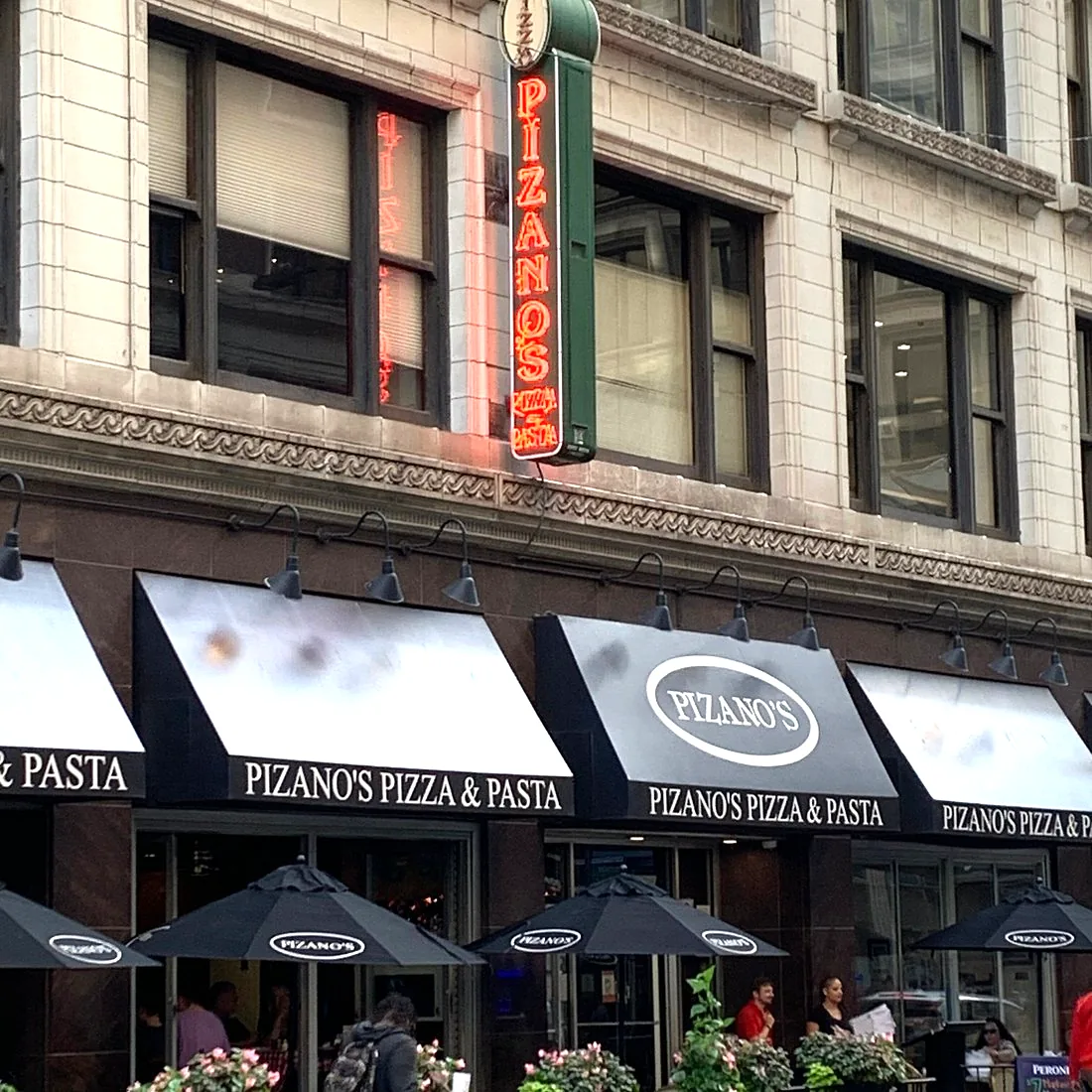 Pizano's Pizza & Pasta - venue in Chicago