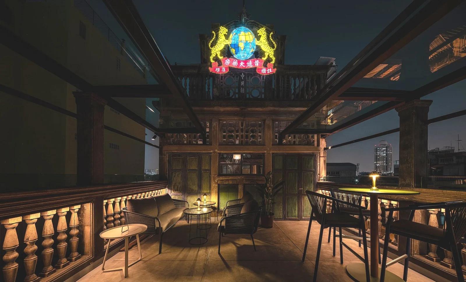 Potong - rooftop opium bar neon