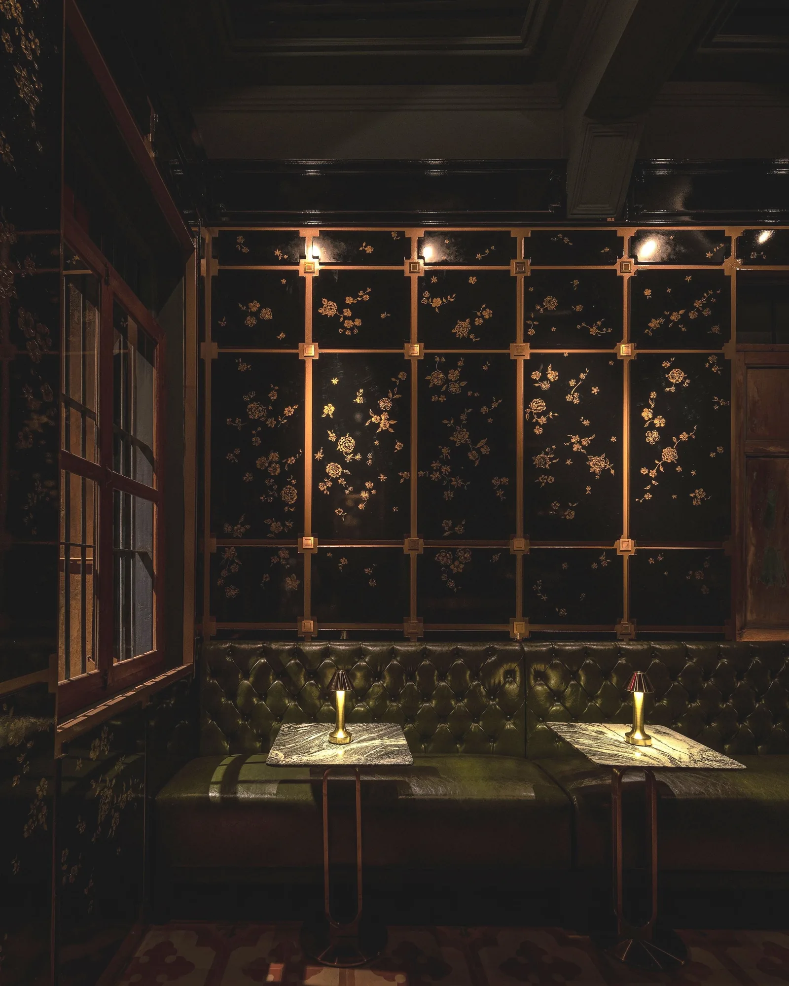 Potong - gold panel dining nook