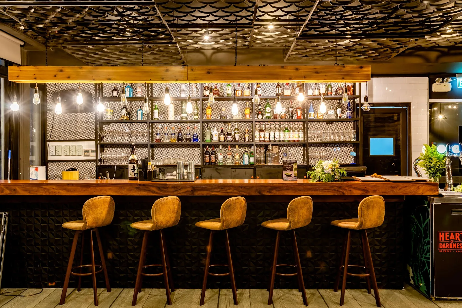 Propeller Rooftop Bar - rooftop bar in Saigon