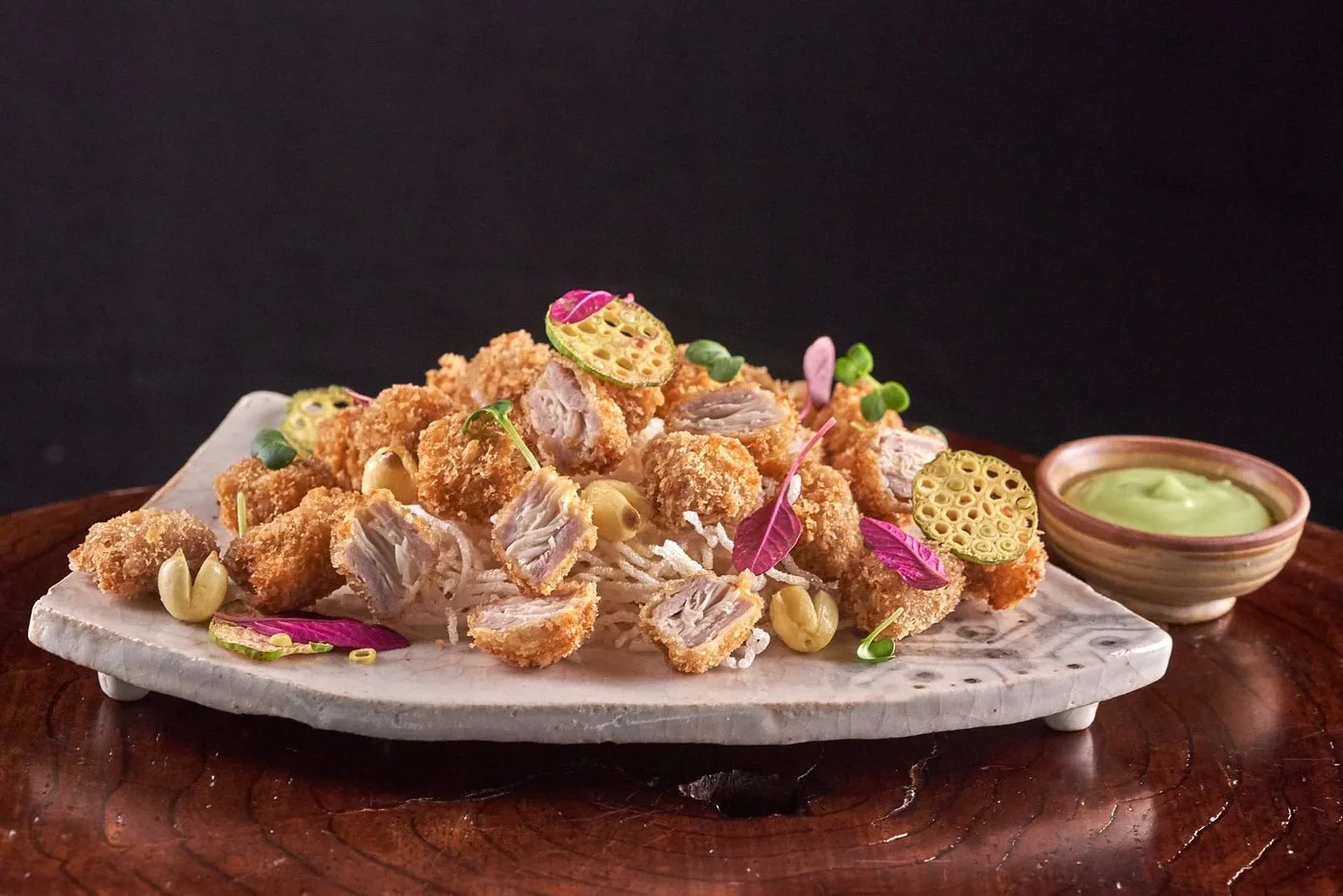 Propeller Rooftop Bar, rooftop bars in Saigon 5