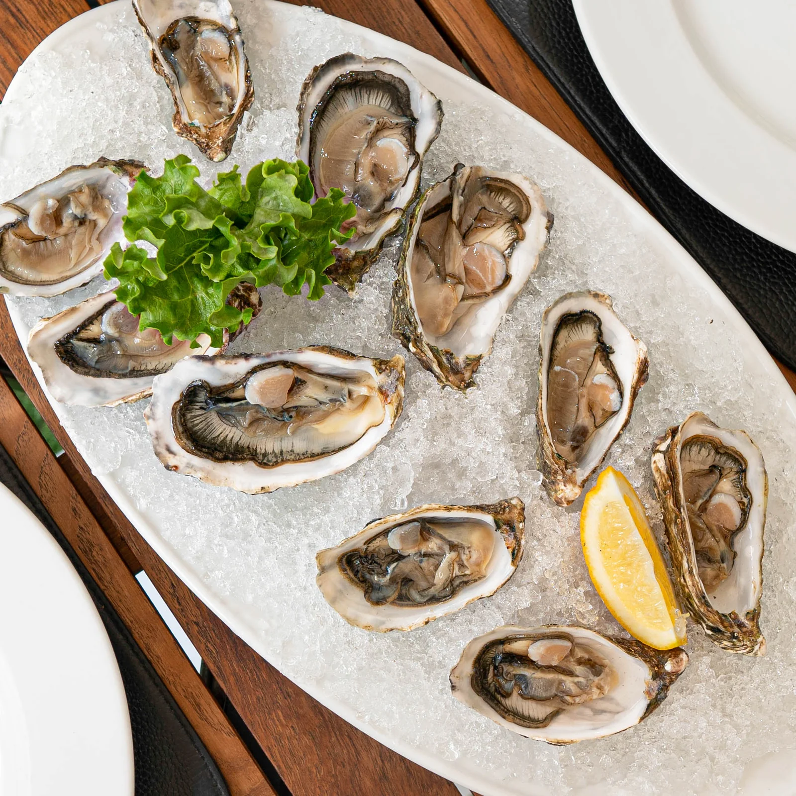 Puerto Madero - oysters on ice