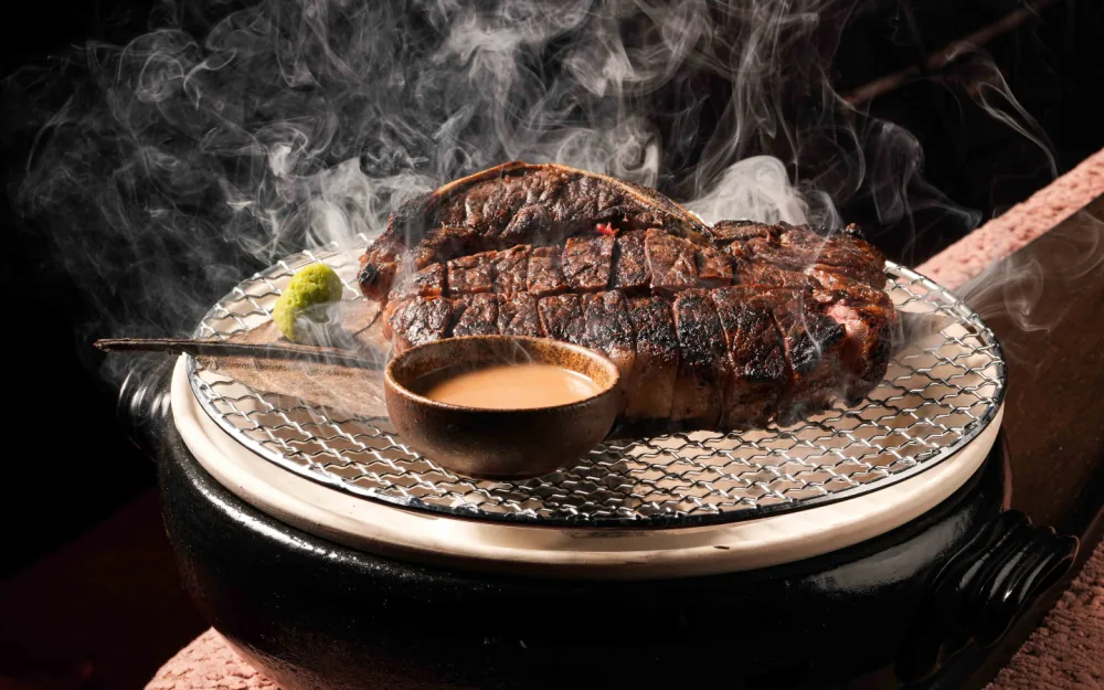 Queen Miami Beach - food steak