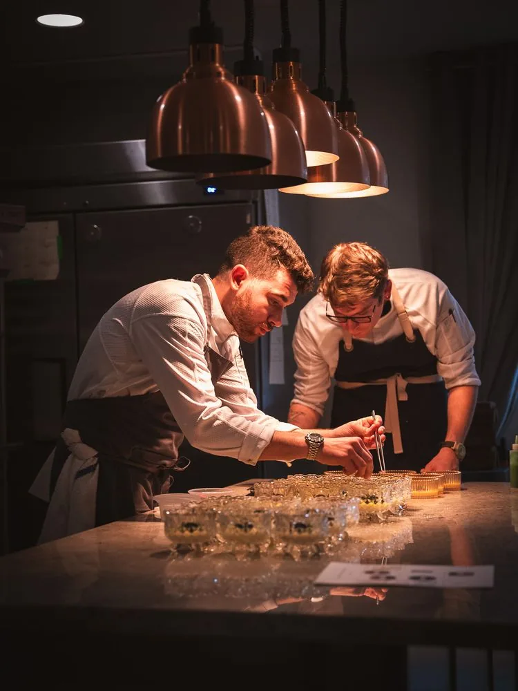 Reserve - chefs plating