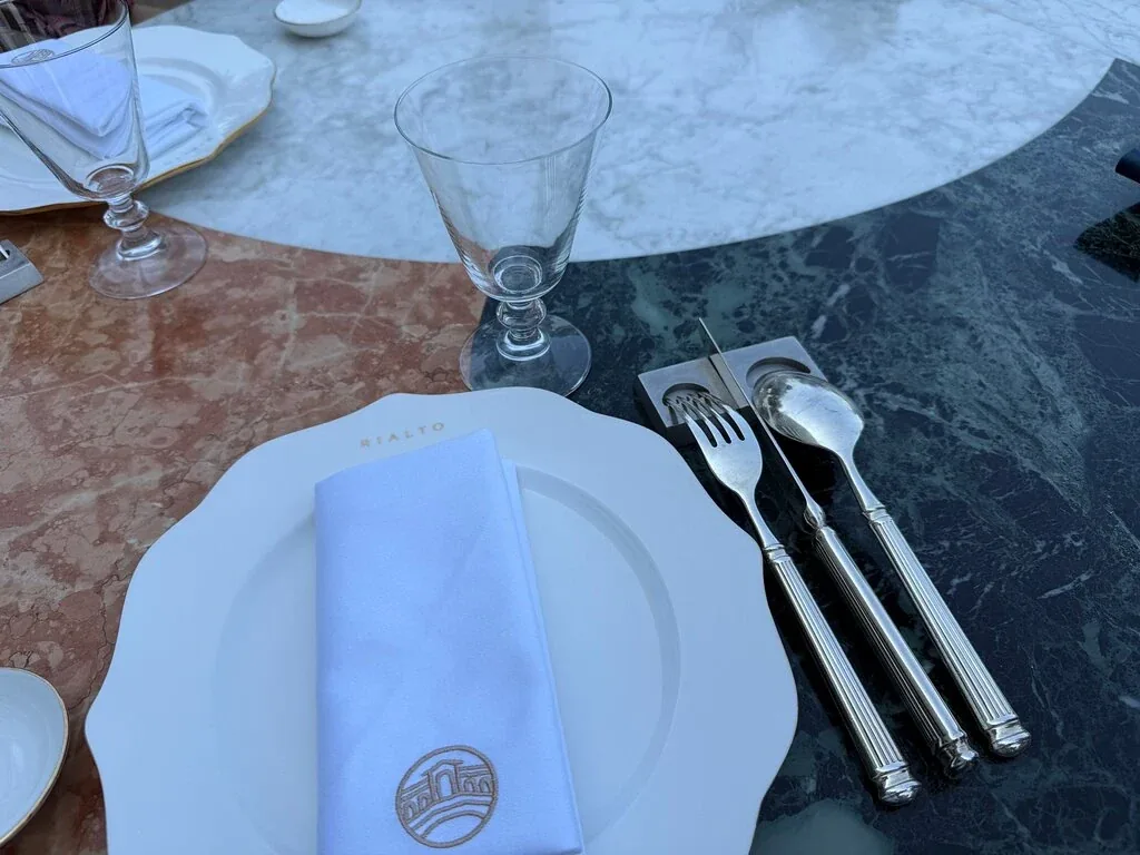 Rialto, restaurants in Dubai 3