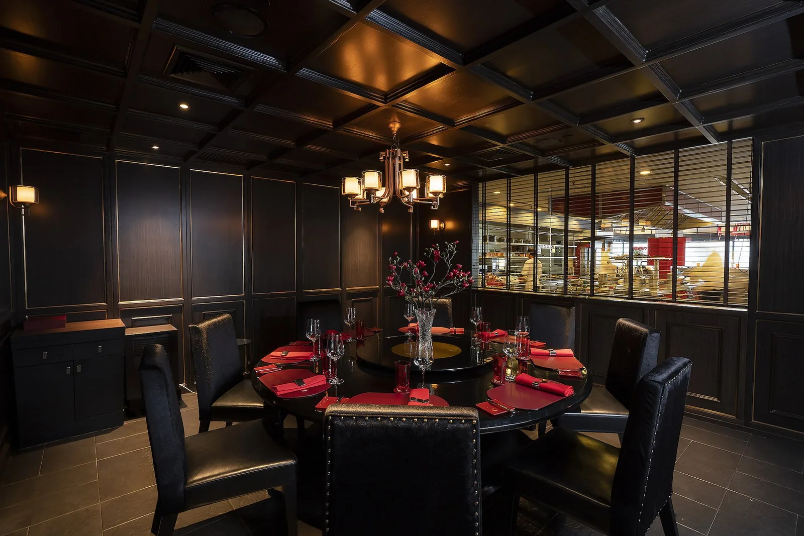 Rib Room & Bar - private dining round table