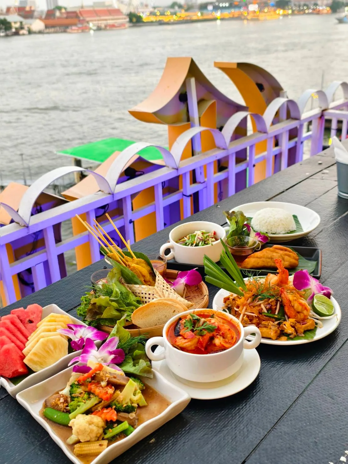 Rim Rooftop Dining - thai dishes with river view