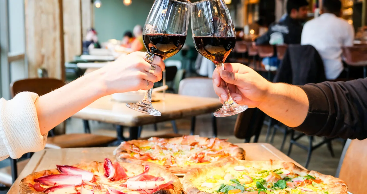 Robert's Pizza & Dough Company - interiordiningroom 2 2