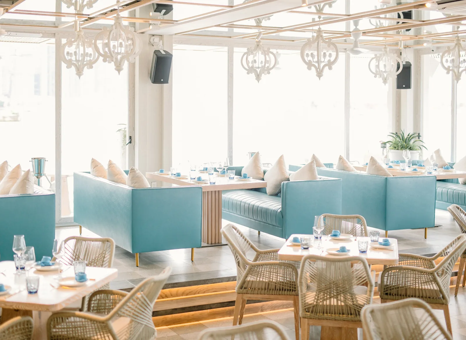 ROS Yacht Club - dining room 2