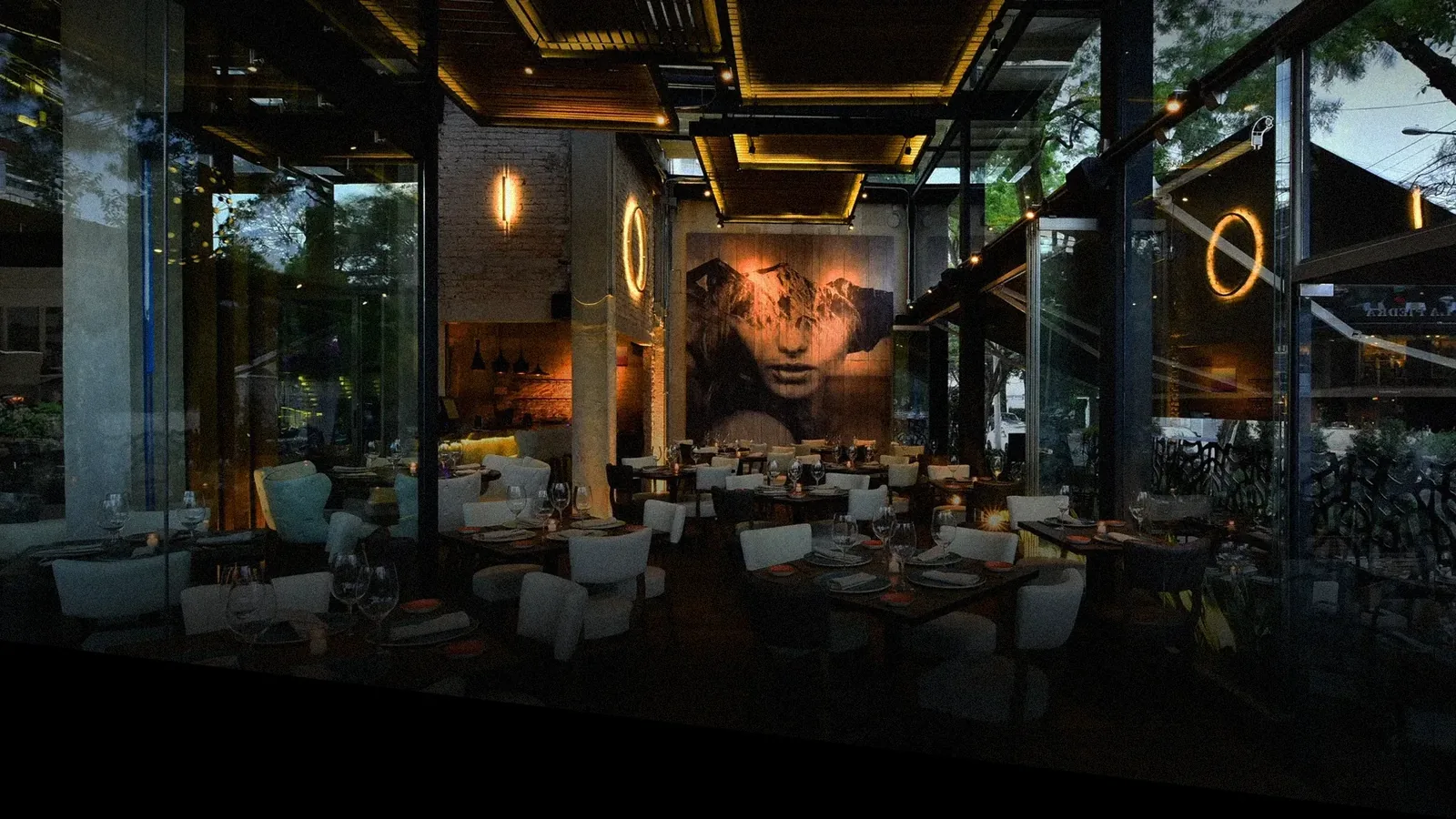 RosaNegra - dining room lounge