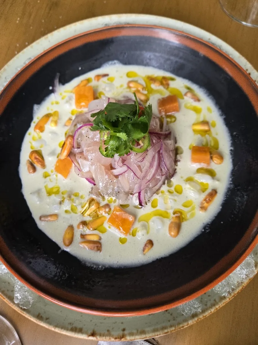RosaNegra - ceviche clay bowl