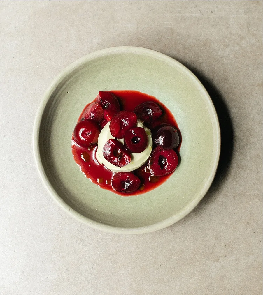 Rosetta - cherry dessert