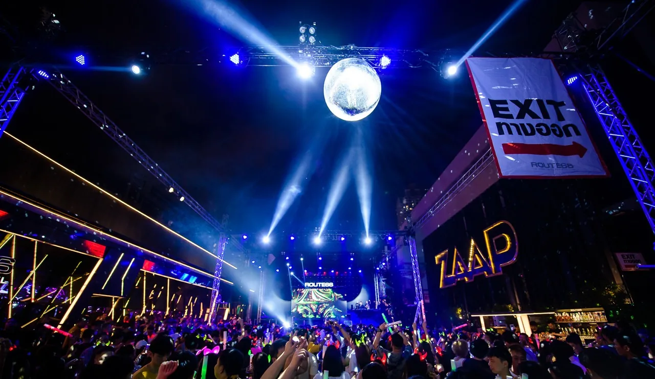Route 66 - main stage disco ball crowd